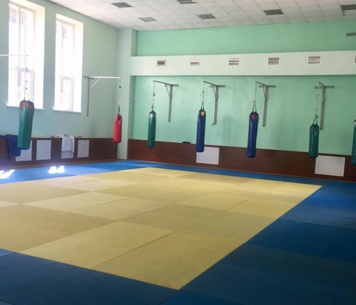 Зал единоборств