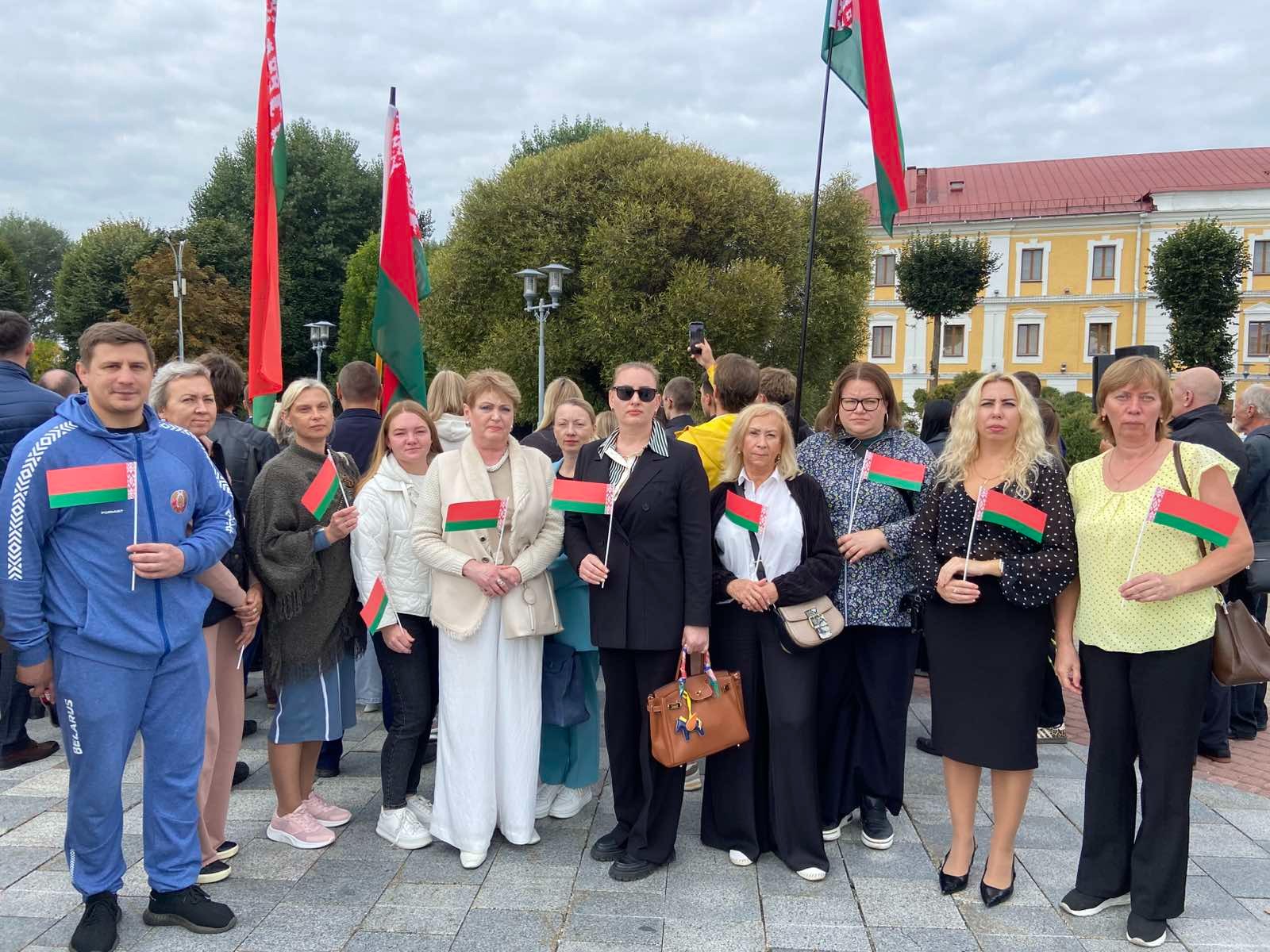 16 сентября 2026 года члены трудового коллектива приняли участие в митинге–реквиеме в память о жертвах оккупации, приуроченный ко Дню народного единства, который состоялся на площади Славы.