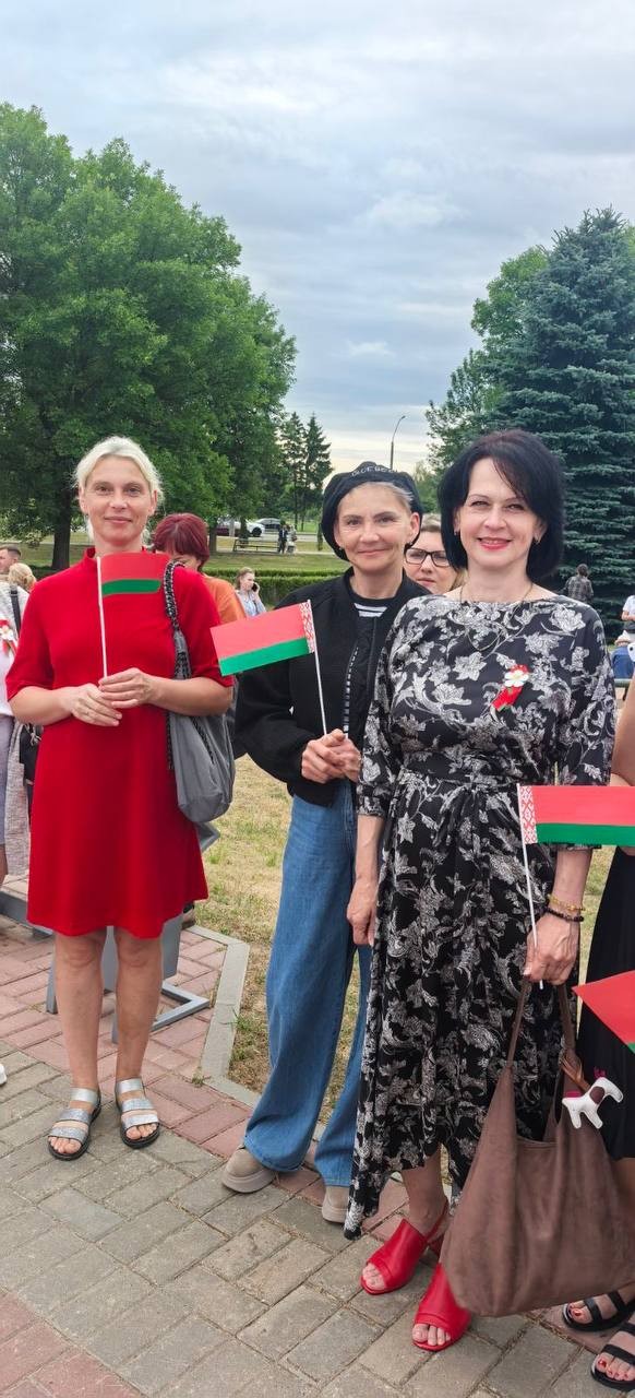 Трудовой коллектив нашего учебного заведения принял участие в театрализованном митинге, посвященном Дню Независимости Республики Беларусь, который состоялся на легендарном Буйничском поле в Могилеве.
