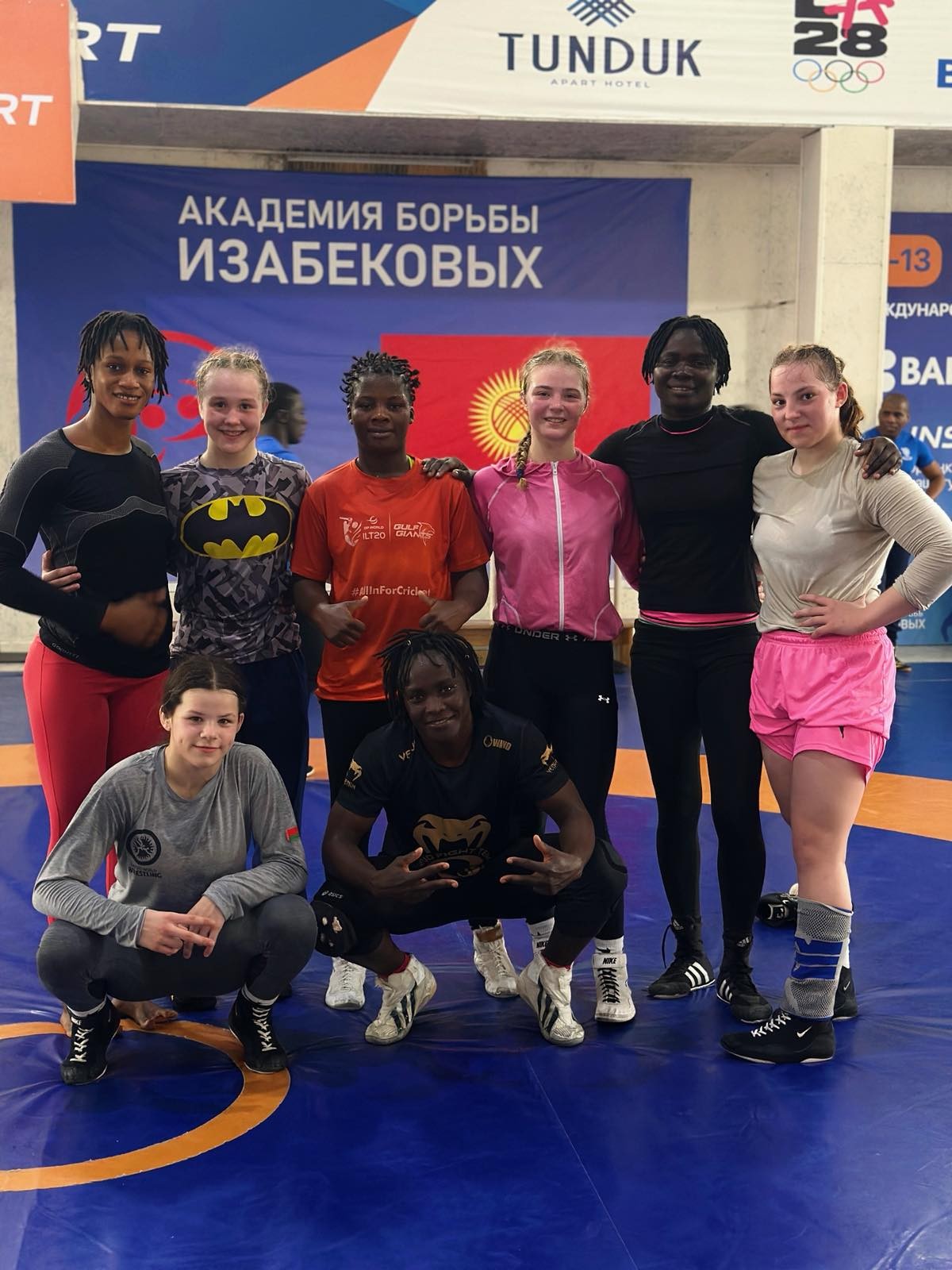 Учащиеся отделения борьбы вольной женской приняли участие в учебно-тренировочном сборе по подготовке к Чемпионату  Европы U 17 лет